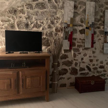 Dans Le Charme De La Pierre Apartman La Garde  Kültér fotó