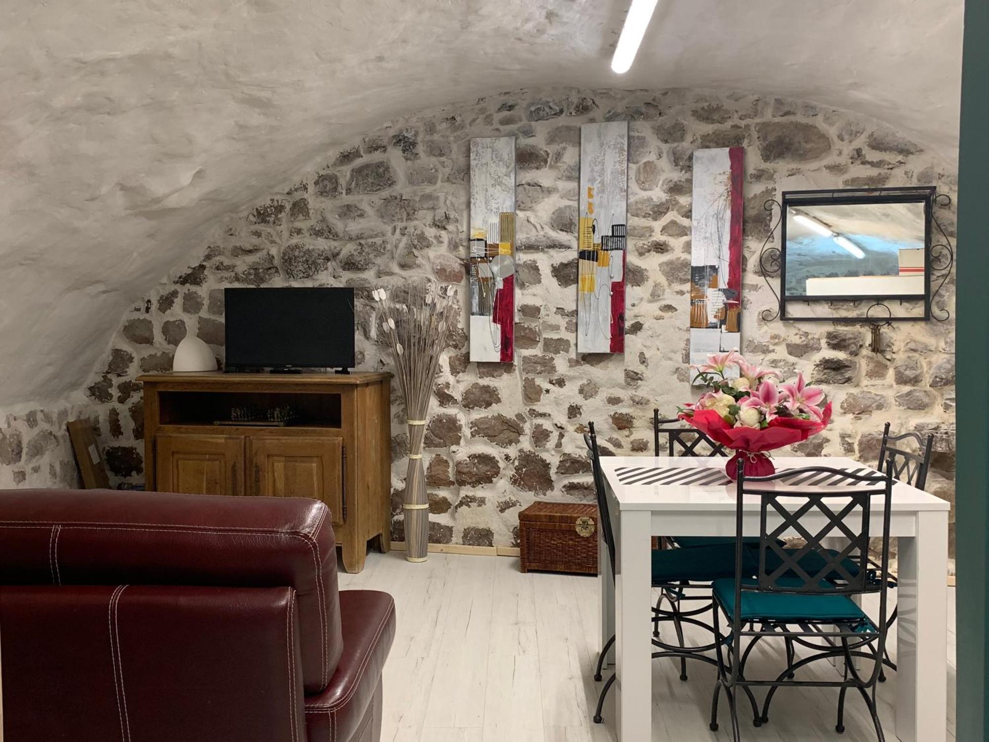 Dans Le Charme De La Pierre Apartman La Garde  Kültér fotó